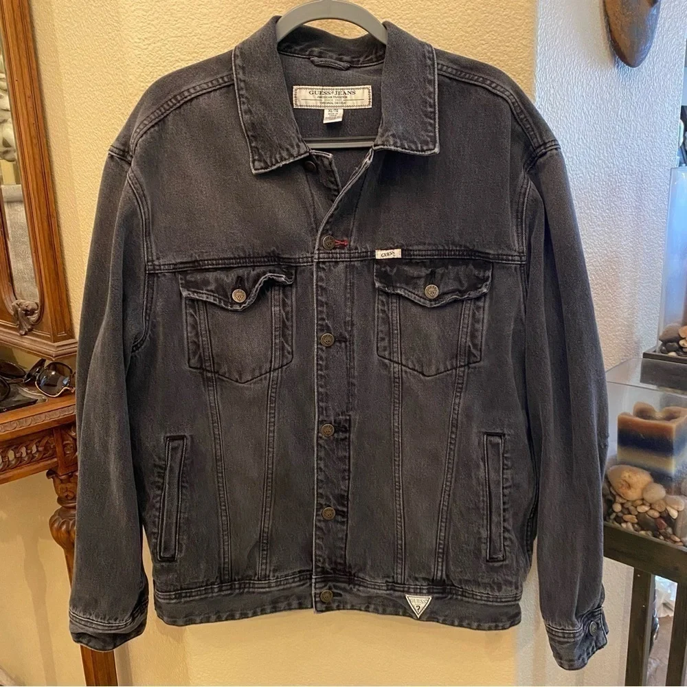 GUESS Men Gray Trucker Denim Embroidered Logo Jacket Size XL